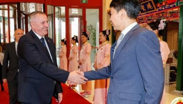 RS ove godina mora vratiti 1,2 milijarde KM kredita