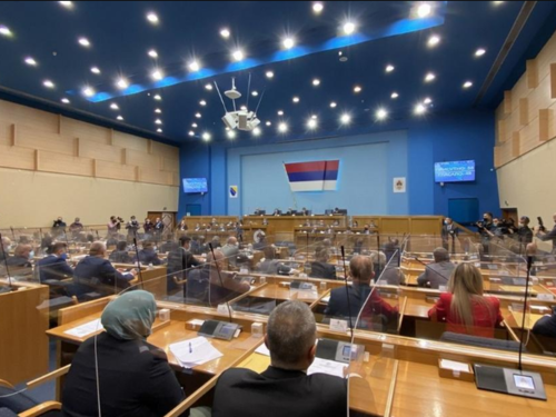 RS priprema zakon o stranim agentima, već viđen u Rusiji