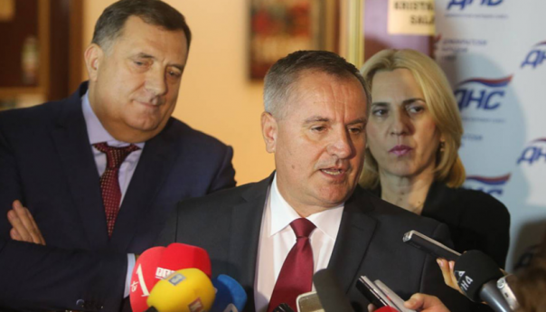 RS se zadužuje za 210 miliona: Sa računa za posebne namjene potrošeno 1,5 milijardi