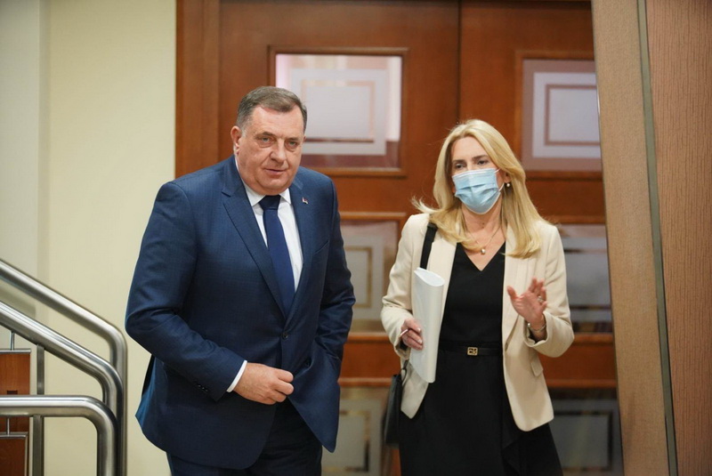 RS ukida nadležnosti države i formira parainstitucije