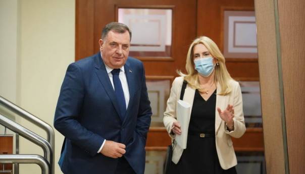 RS ukida nadležnosti države i formira parainstitucije