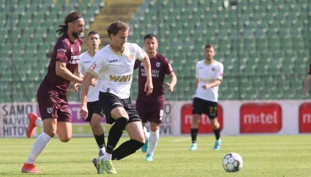 Rudar seli u niži rang, remi na Grbavici, pobjede Sarajeva, Posušja i Borca