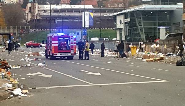 Rudari prekinuli proteste, razišli se ispred zgrade Vlade FBiH