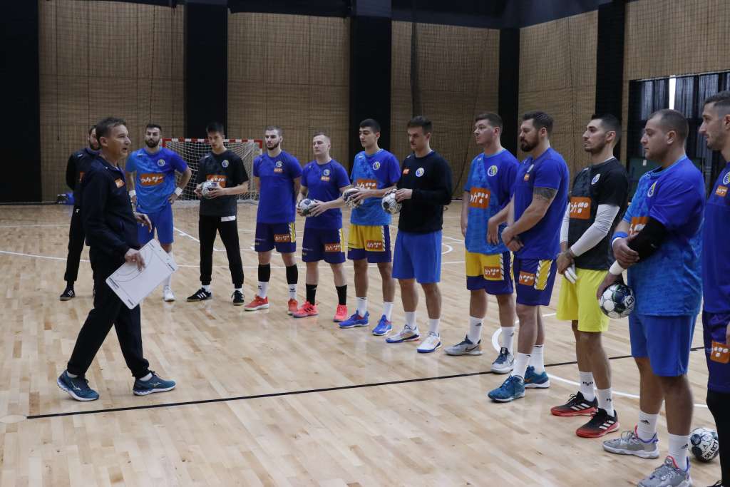 Rukometaši BiH počeli pripreme za susrete sa Slovenijom i Crnom Gorom