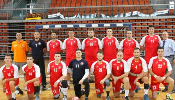 Rukometaši zeničkog Čelika bez poraza i bez novca