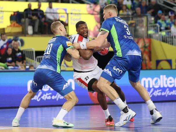 Rukometni favoriti upisali sigurne pobjede