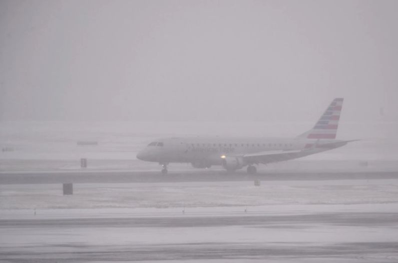 Rumunski predsjednik ostao zarobljen na aerodromu zbog snijega