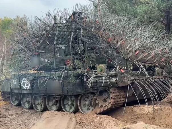 Rusi na ratište poslali tenk zvani "jež", Ukrajinci nemaju rješenja