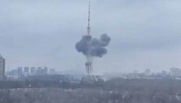 Rusi bombardirali TV toranj u Kijevu