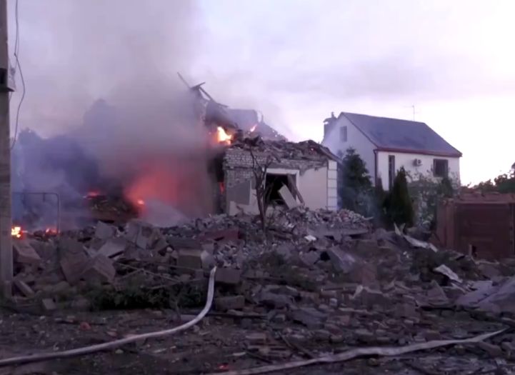 Rusi ponovo granatirali Harkov, povrijeđena starica i dijete