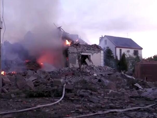 Rusi ponovo granatirali Harkov, povrijeđena starica i dijete