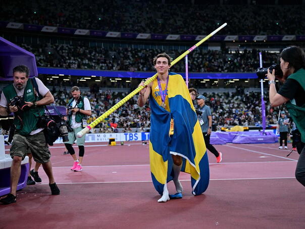 Ruši rekorde kao na traci, a u džep je pospremio već 1,4 miliona dolara