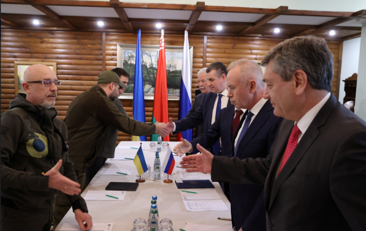 Rusi ublažili ton u pregovorima, prestali da zahtijevaju predaju Ukrajine