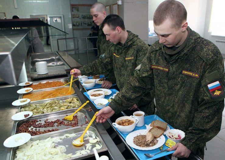 Rusi uhapsili kuharicu: Radila za Ukrajinu, planirala otrovati vojnike?