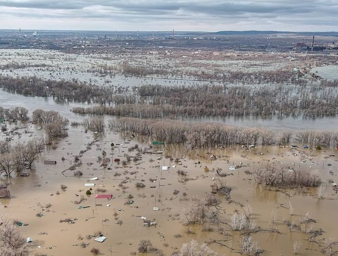 Rusija i Kazahstan evakuirali preko 100 hiljada ljudi zbog velikih poplava