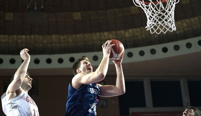 Rusija i Srbija rutinskim pobjedama osigurale plasman na Eurobasket
