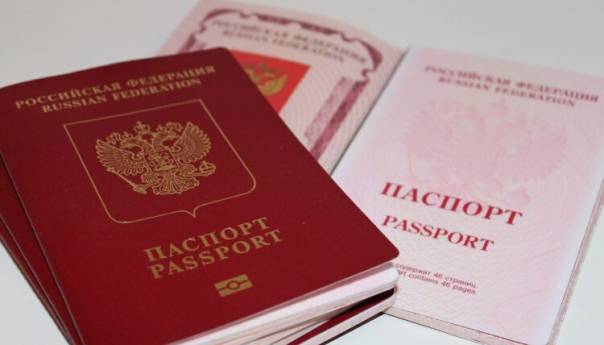 Rusija oduzima pasoše visokim zvaničnicima kako bi zaustavila prebjege