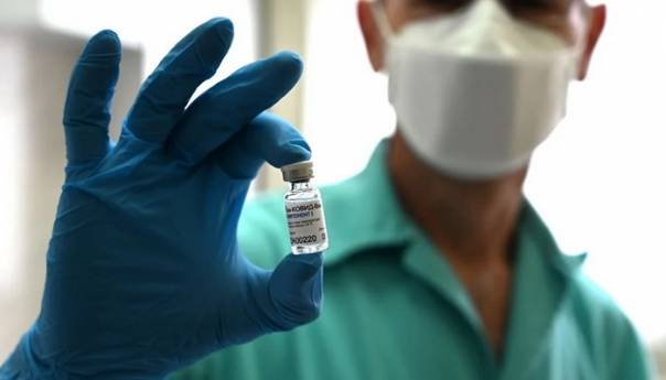 Rusija registrovala treću vakcinu protiv koronavirusa