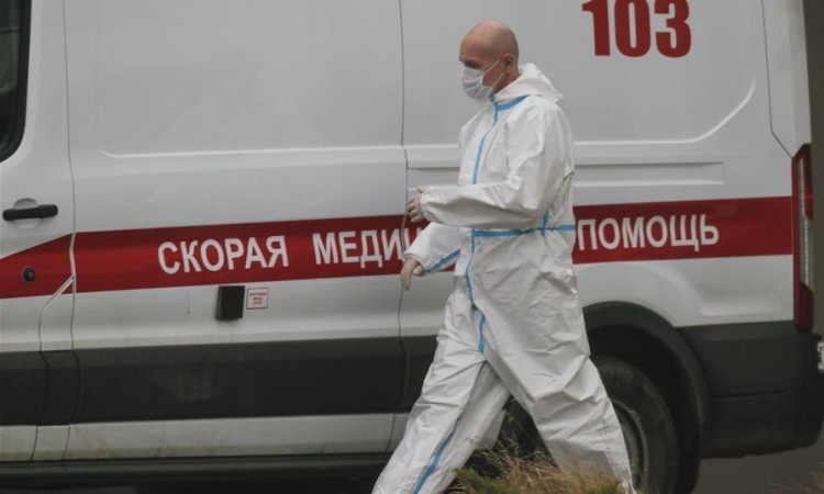 Rusija uvodi neradnu sedmicu zbog rekordnog broja smrtnih slučajeva od COVID-19