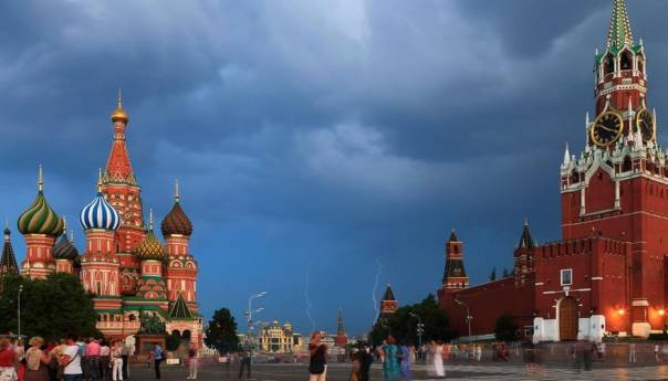 Rusija zabranjuje 'LGBT propagandu' među svim uzrastima