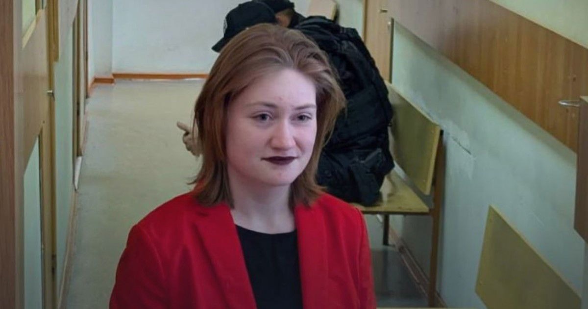 Ruska 19-godišnjakinja aktivistkinja osuđena na tri godine zatvora zbog poezije