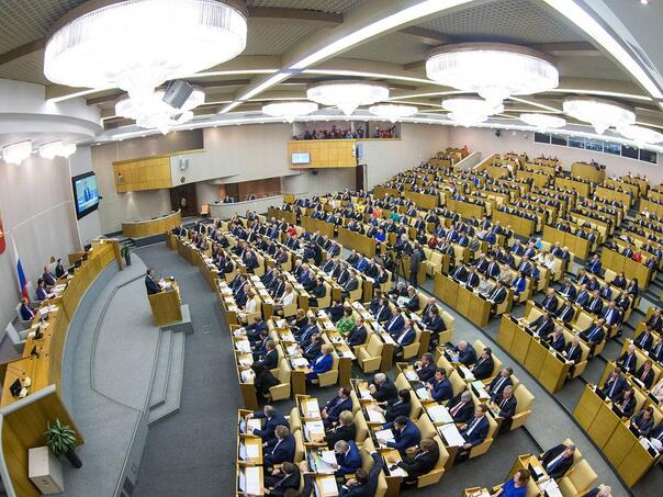 Ruska Duma odobrila nacrt zakona o zabrani reklamiranja publikacija od 'stranih agenata'