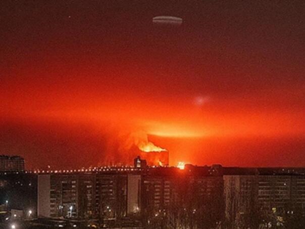 Ruska rafinerija u plamenu nakon napada ukrajinskih dronova