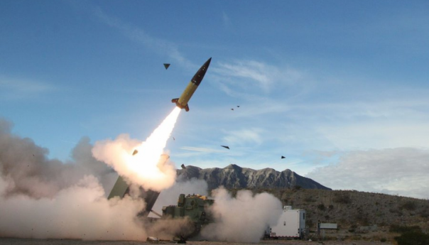 Ruska raketa pogodila stambenu zgradu u ukrajinskom lučkom gradu Mikolajivu