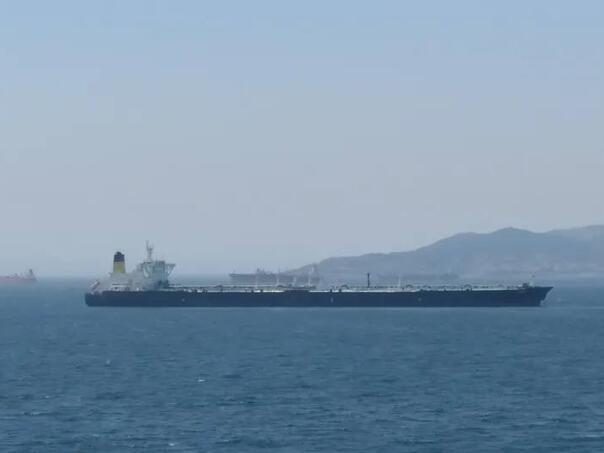 Ruske snage gađale teretni brod i logističke objekte u Ukrajini