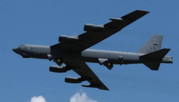 Ruski lovci presreli američki bombarder nad Baltičkim morem