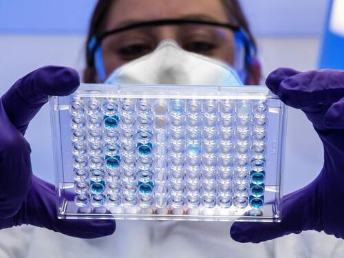 Ruski naučnici razvili uređaj za brzu procjenu rizika od raka i starenja