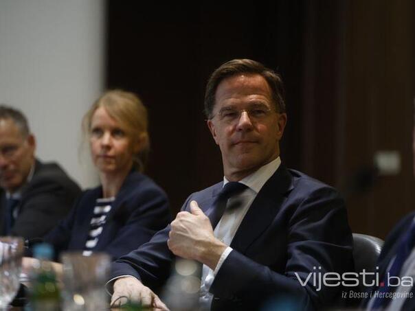 Rutte: Evropa i SAD moraju povećati proizvodnju oružja