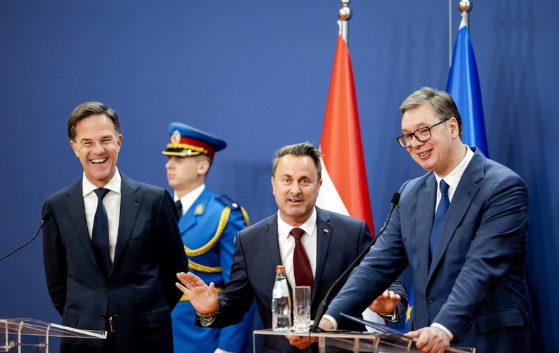Rutte i Bettel: Neophodno zajednički smiriti napetosti na Kosovu