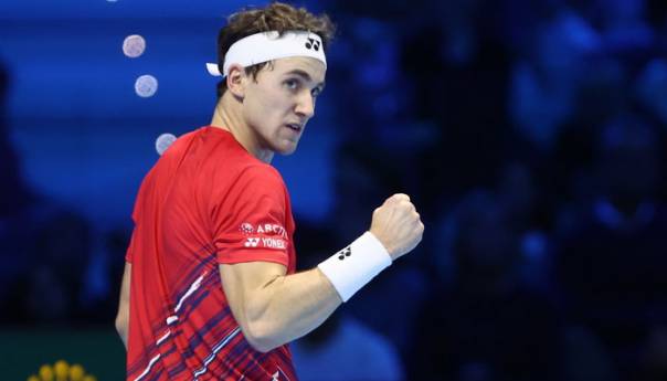 Ruud pomeo Rubleva za finale završnog Mastersa