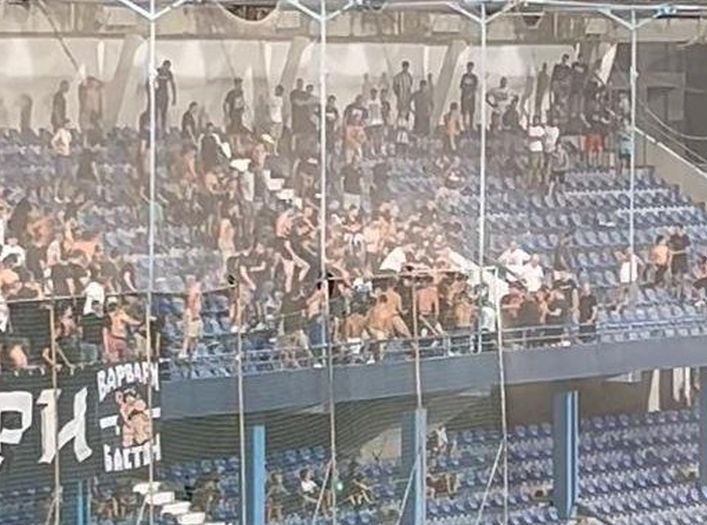 Ružne scene iz Podgorice: Međusobno se tukli navijači Budućnosti