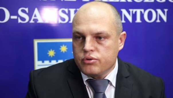 Ružnić: Možda policajac ne zna engleski, ali ima krajiško srce