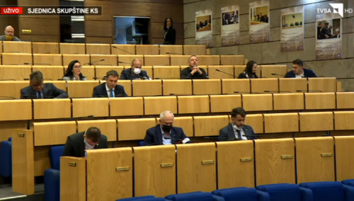 S dnevnog reda povučeni zakon o govoru mržnje i zakon o ministarstvima