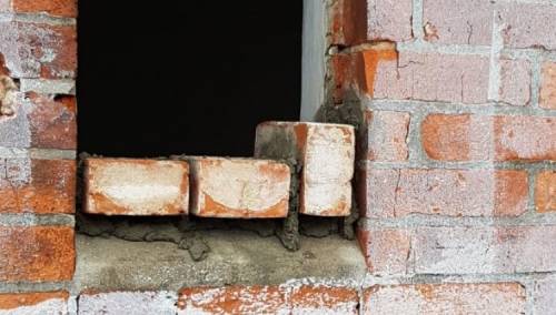 S pojavom pandemije u Firenci se vratili i 'vinski prozori'
