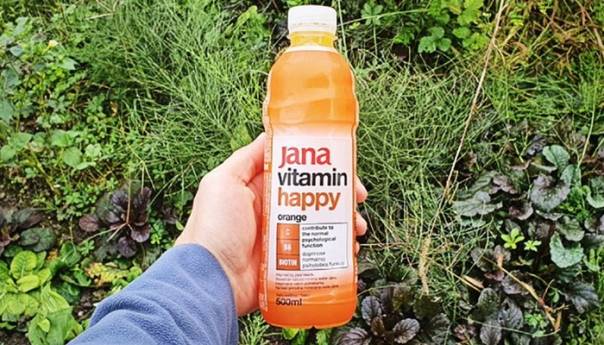 S polica se povlači Jana Vitamin s okusom narandže