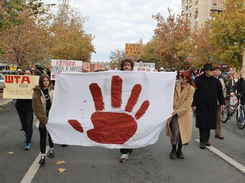 Sa protesta u Novom Sadu zatraženo puštanje na slobodu uhapšenih aktivista