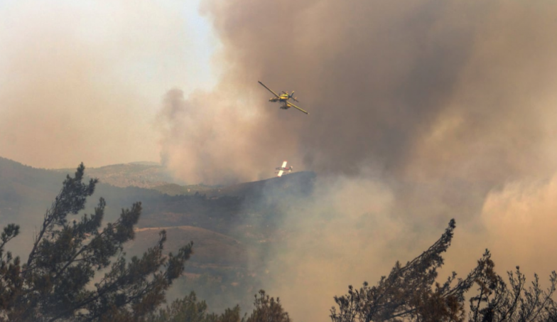 Sa Rodosa evakuirano skoro 20.000 ljudi, požari i dalje bukte