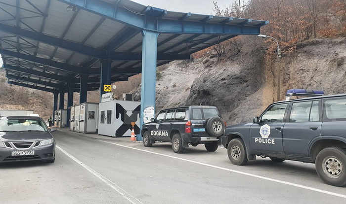 Sa teritorije Srbije bačena bomba na granični prelaz Jarinje