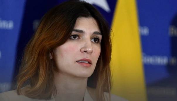 SABINA ĆUDIĆ - PRINCIPIJELNO