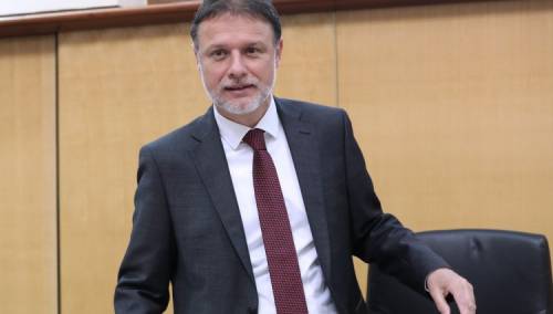 Sabor RH: Minuta šutnje za žrtve genocida u Srebrenici