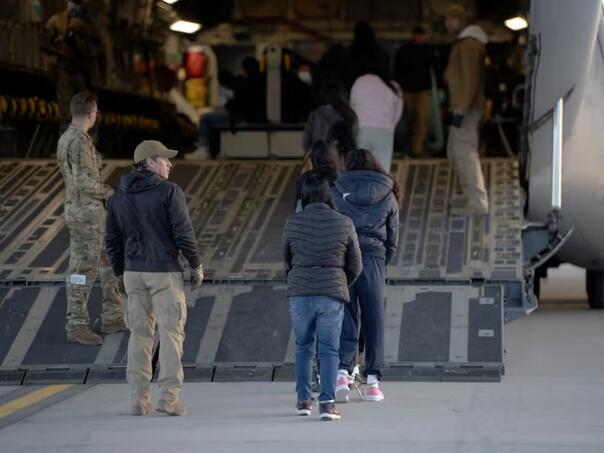 SAD deportuju stotinjak Iranaca nazad u Iran