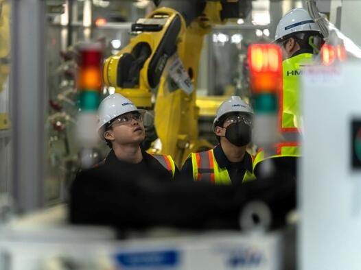 SAD dozvolile korejskim radnicima rad na američkim investicijama, ali vizna ograničenja ostaju