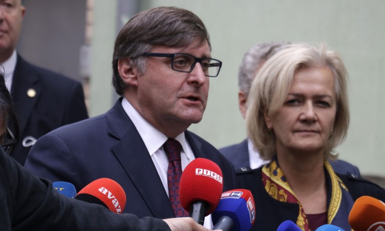 SAD i EU: Palmer i Eichhorst će se vratiti ako bude napretka