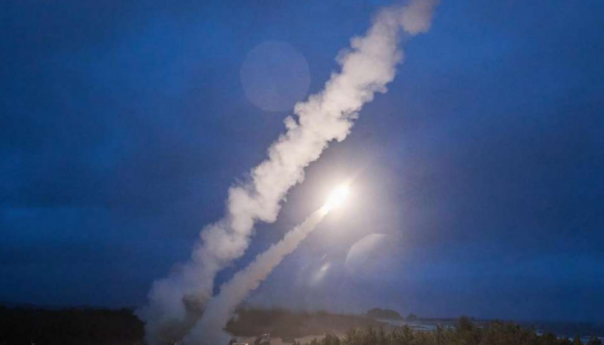 SAD i Južna Koreja ispalile rakete iznad mora nakon lansiranja projektila Sjeverne Koreje
