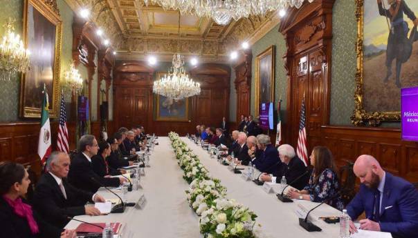 SAD i Meksiko raspravljali o ekonomiji, narko bandama i migracijama
