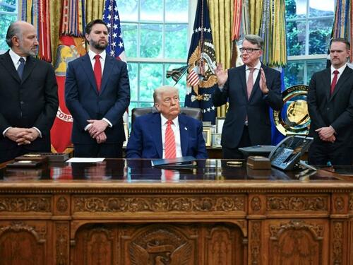 SAD i Velika Britanije postigle dogovor oko carina: Trump otkrio plan